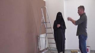 Muslim teen fucked by painter